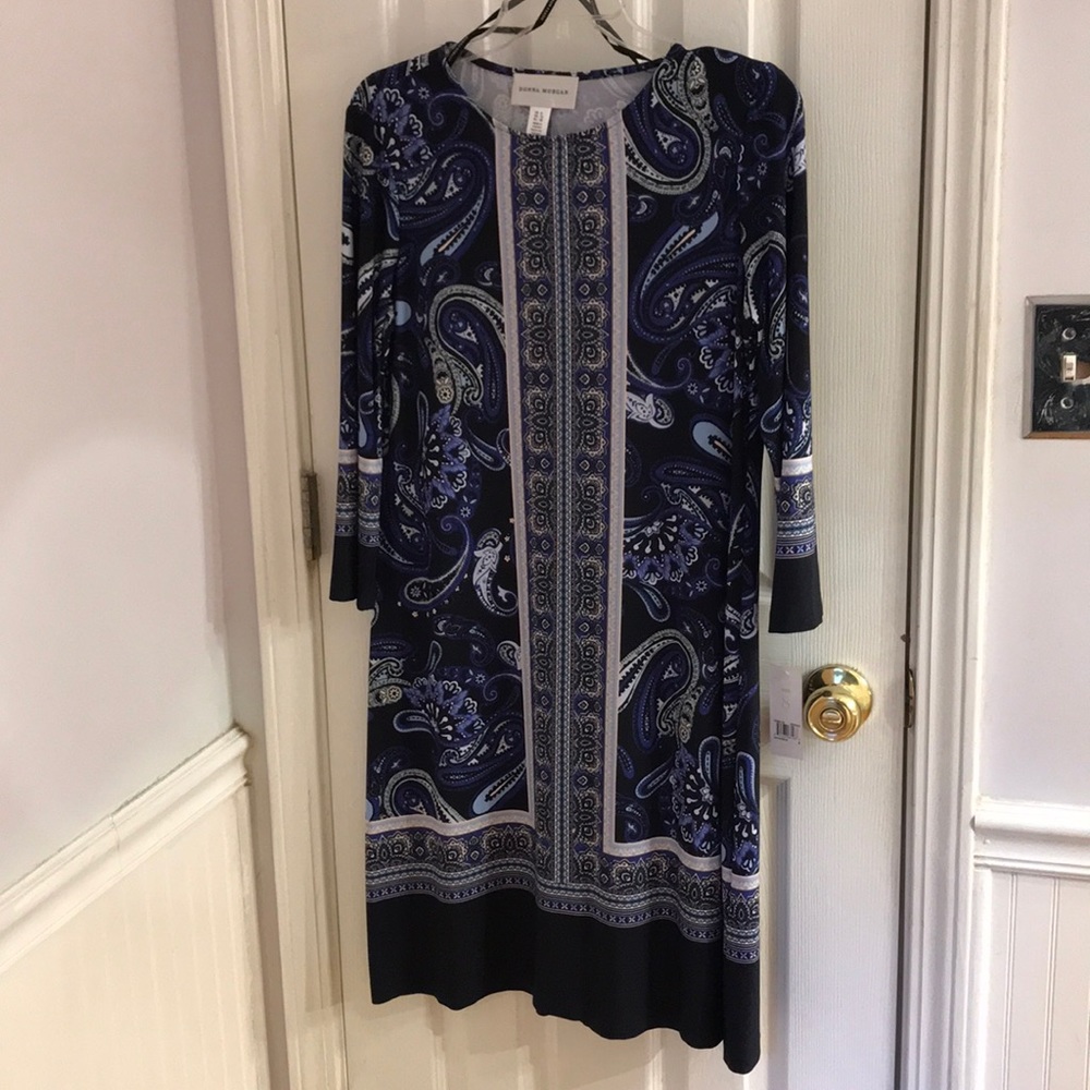 Donna Morgan. Sheath dress